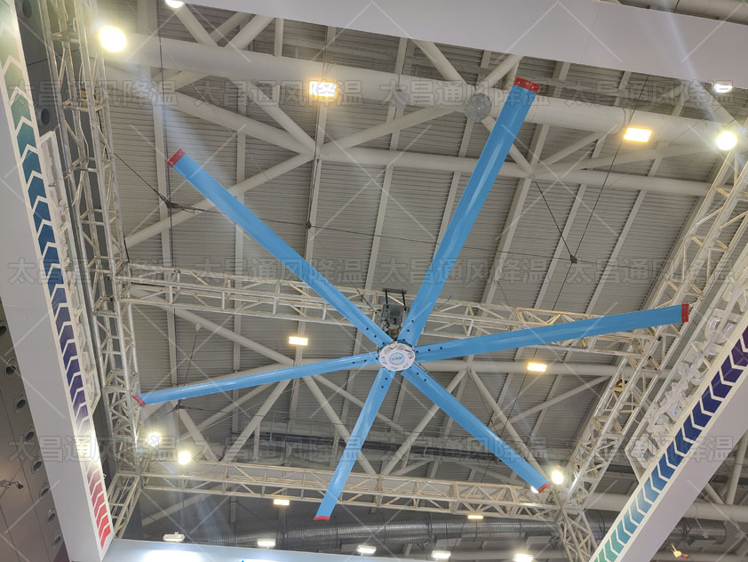 永磁工業(yè)大風(fēng)扇改善工作環(huán)境提升車間舒適度