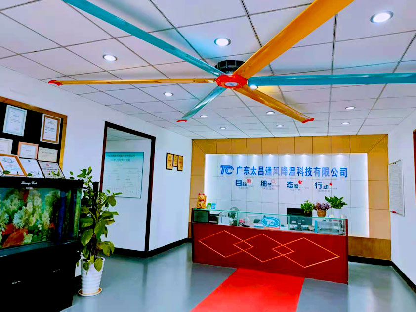 東莞環(huán)?？照{(diào) 潤東方環(huán)保空調(diào)廠家